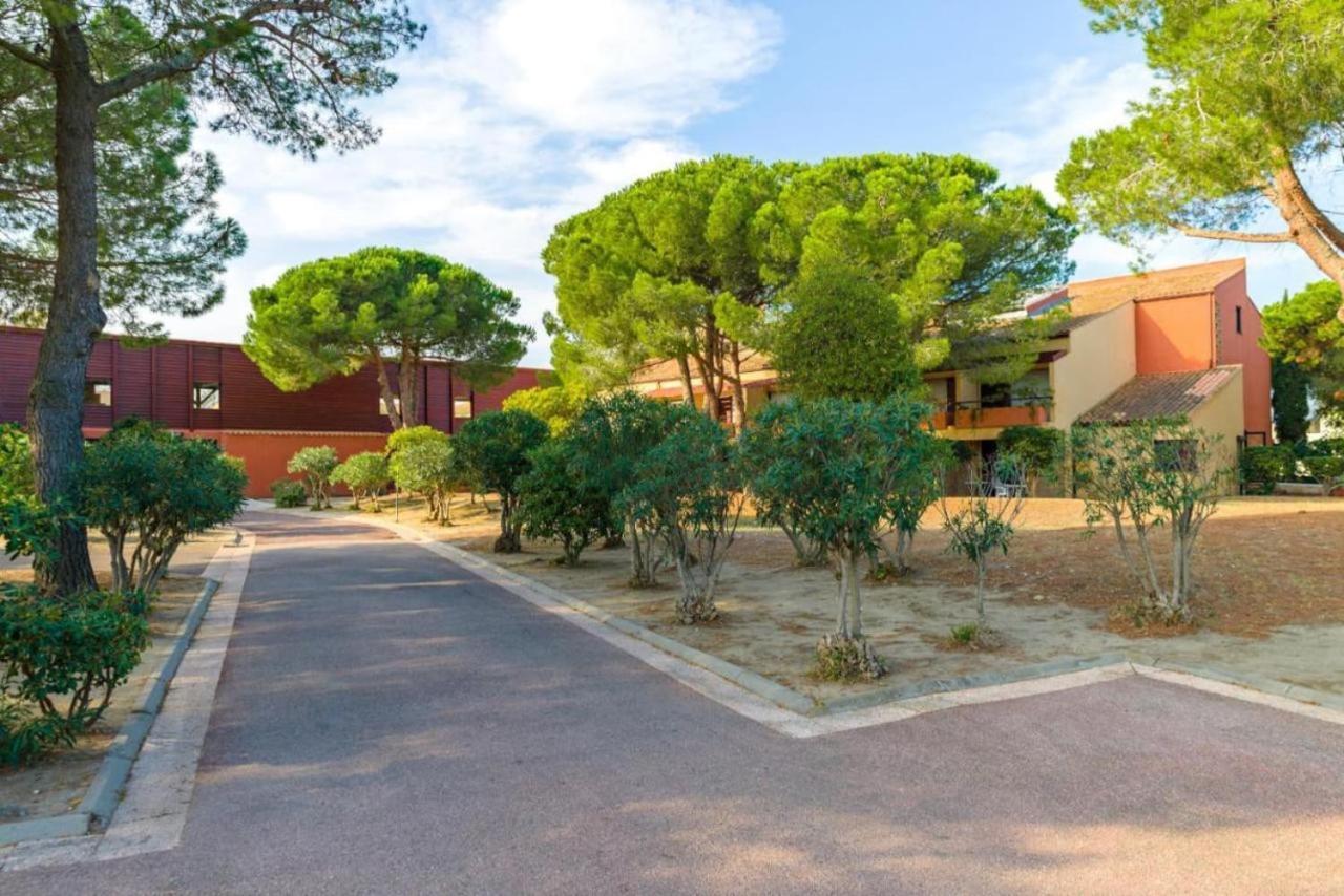 Saint Cyprien Golf View 2 Bedrooms Apartment , 900 M From The Beach Bagian luar foto