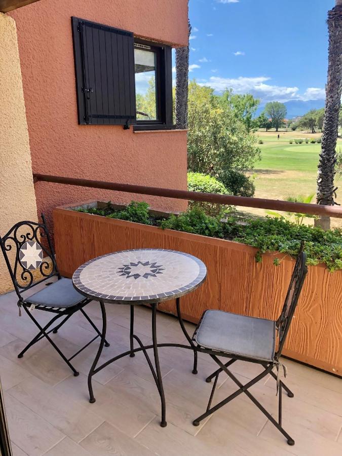 Saint Cyprien Golf View 2 Bedrooms Apartment , 900 M From The Beach Bagian luar foto