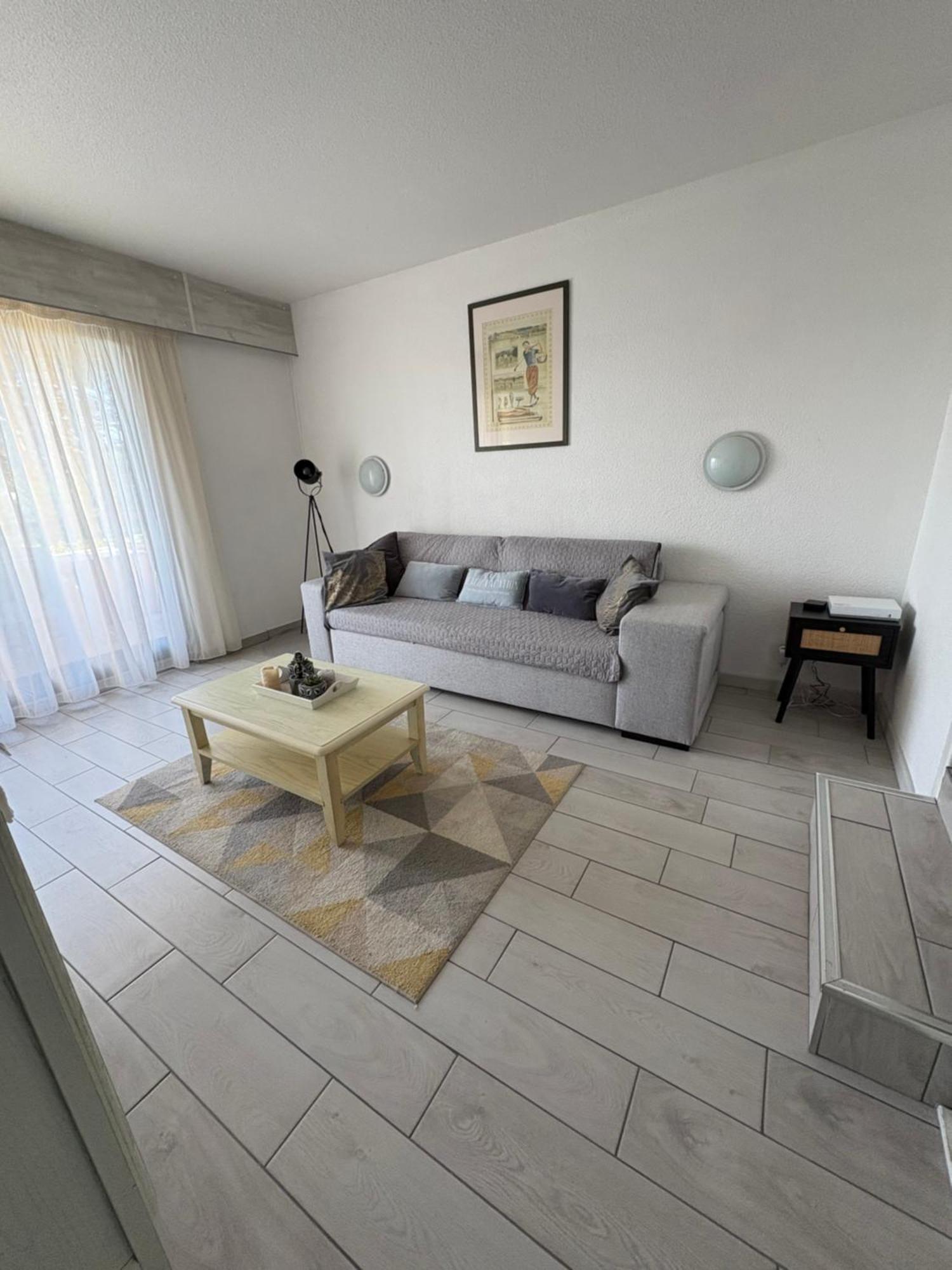 Saint Cyprien Golf View 2 Bedrooms Apartment , 900 M From The Beach Bagian luar foto